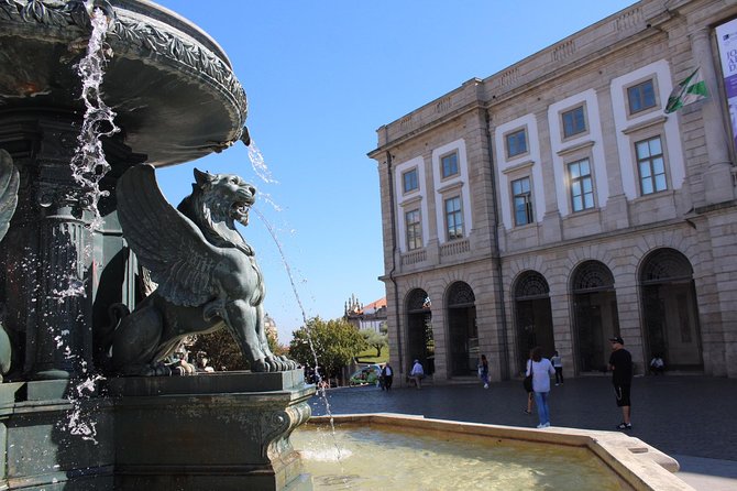 3-Hour Guided Walking Tour of Porto - How the 3-hour route works, and why the timing matters