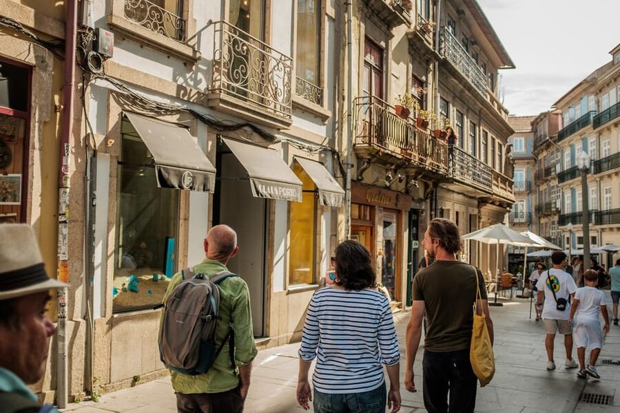 3-hour private guided walking tour of the BEST of Porto - Price and value: $199 per group up to 10