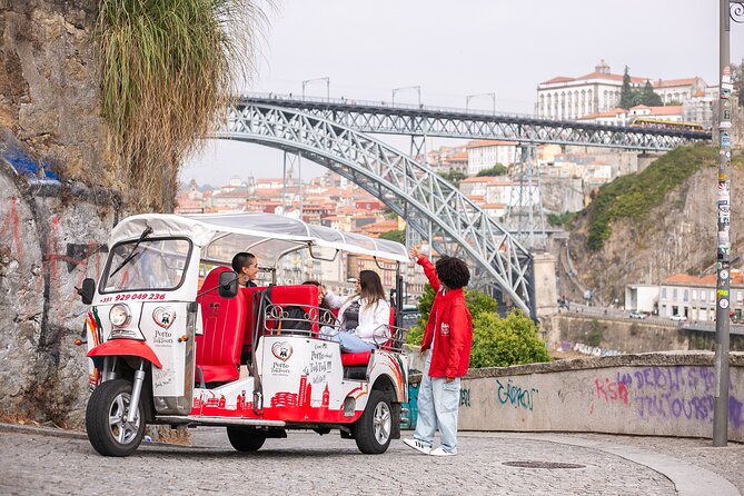 3 Hour Tuk tuk Tour in Porto - Quick hits before you roll through Porto
