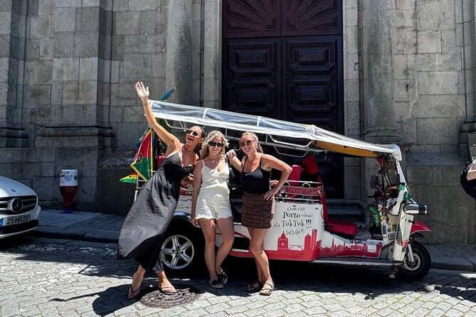 3 Hour Tuk tuk Tour in Porto - Jardins do Palácio de Cristal and the sunset kind of ending