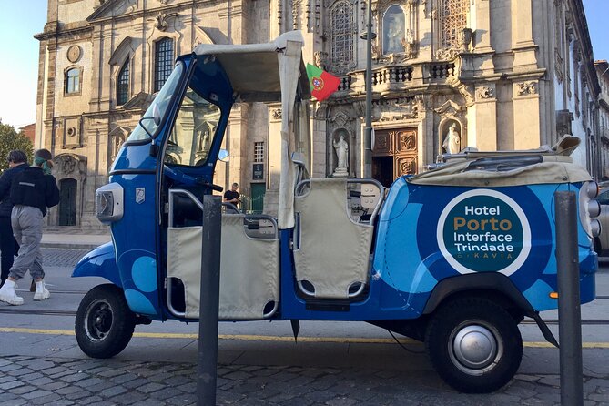 3h30 tour in Porto by Tuk Tuk - Clérigos Tower and Porto Cathedral: Getting the Angles Early