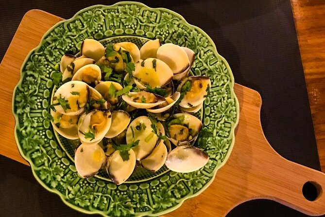 4-Hour Traditional Portuguese Food & Wine Tour in Porto - The 4-hour flow: how the stops add up to real dinner-sized satisfaction