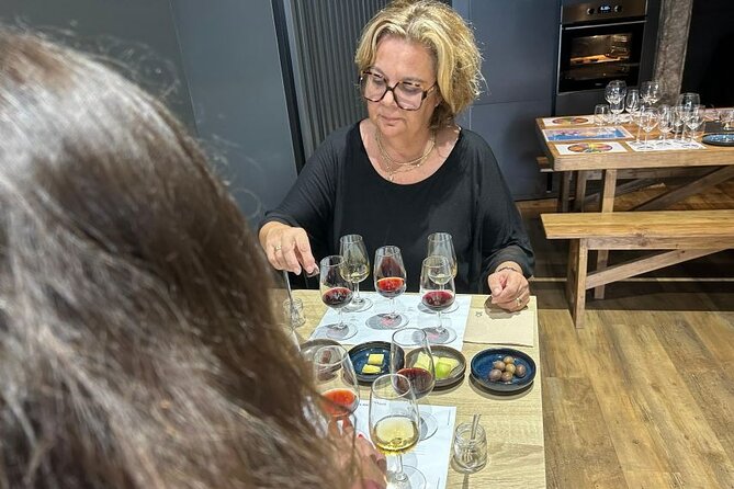 5 Port Wine Tasting with pairings - Port History, But Told in a Way You Can Taste