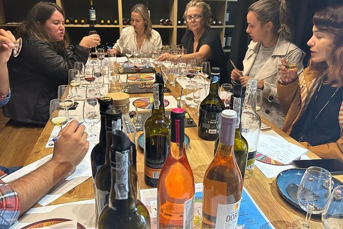 5 Port Wine Tasting with pairings - The 90-Minute Flow: How the Tasting Is Structured