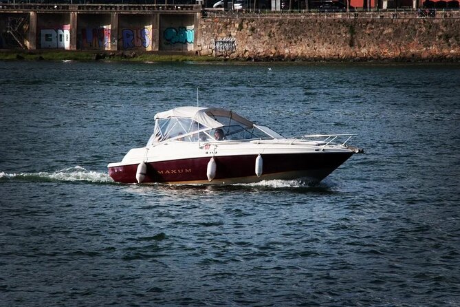 6 Bridges, Unshared,1h30m, sunset option, group price up to 6px - Where you go: Douro Marina, Porto on one side, Gaia on the other