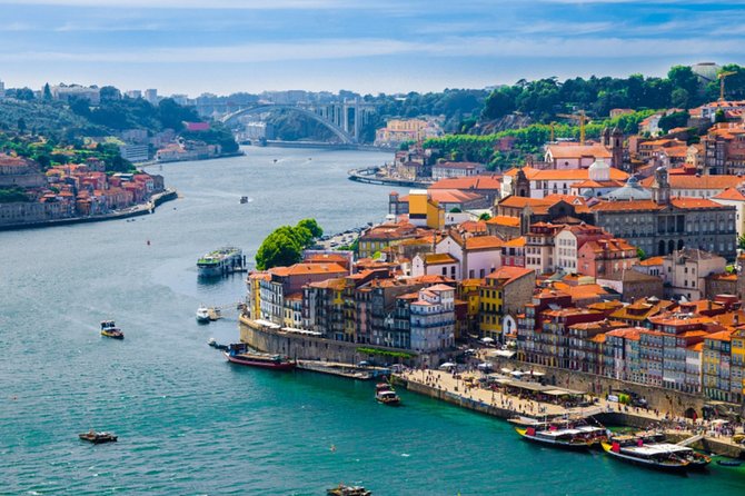 Arrival Transfer: Porto Airport OPO to Porto in Luxury Car - Best Fits: Who This Porto Airport Transfer Works For