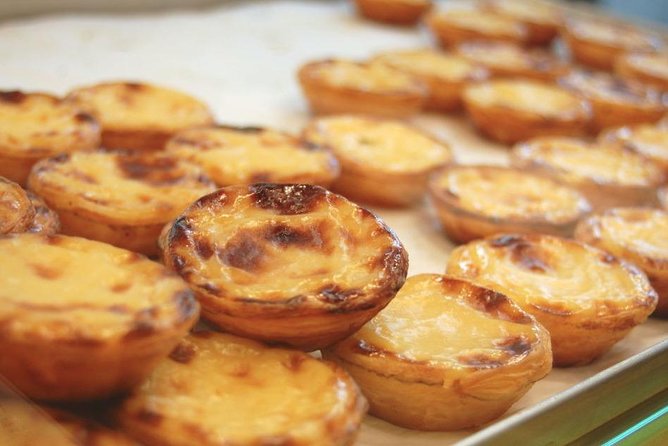 Authentic Porto Food Tour & Market Experience - Stop 1: Portuguese Breakfast and Pastry That Sets the Tone