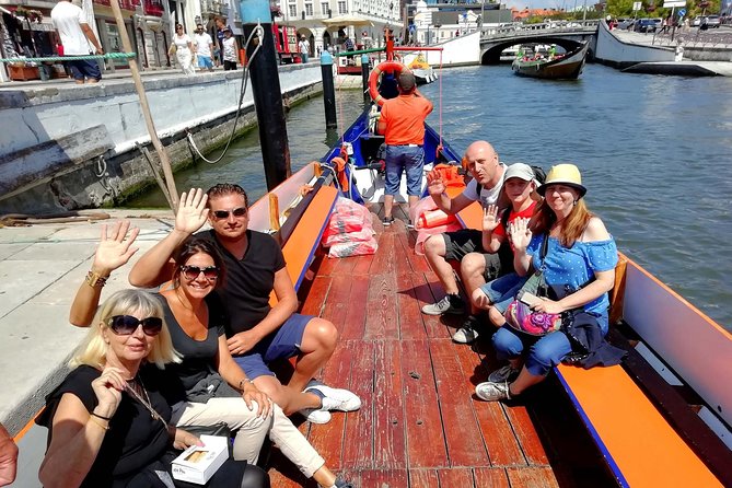Aveiro and Costa Nova Half Day Tour from Porto with Boat Ride - Aveiro and Costa Nova: why this pairing works