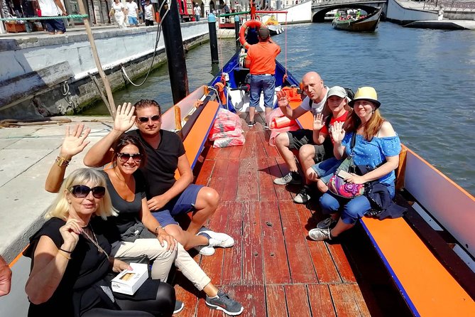 Aveiro and Costa Nova: Private Tour with Moliceiro Cruise Half Day - Key things to know before you go