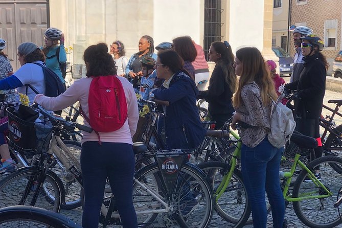 Aveiro Bike Rental - 5/8 hours - Riding Aveiro’s canals: flat, scenic, and photo-friendly