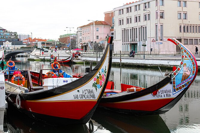 Aveiro Canal Cruise in Traditional Moliceiro Boat - Who Should Book This Moliceiro Cruise, and Who Might Skip It