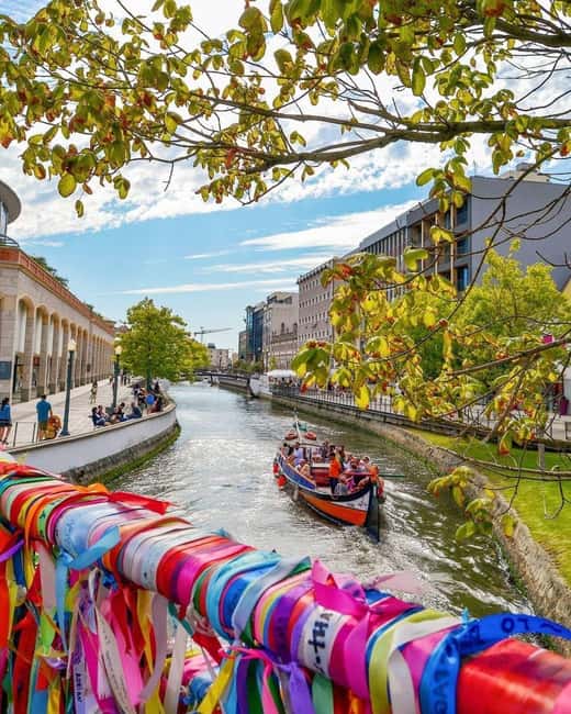 Aveiro: Gondola Ride and Costa Nova Beach – All Included. - Should you book this Aveiro gondola ride and Costa Nova beach day?