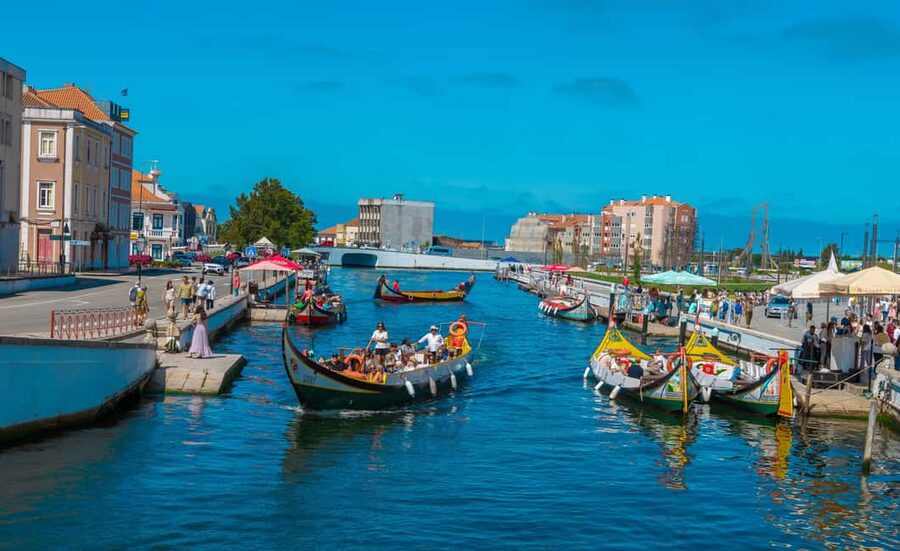 Aveiro: Half-Day Tour from Porto with Optional Cruise - The real timetable: balancing guided time, free time, and the return to Porto