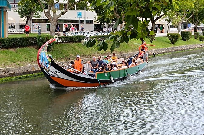Aveiro Walking and Boat Tour Ovos moles and Colorful Ribbons - Where the bridge ribbon and ovos moles tasting fit in
