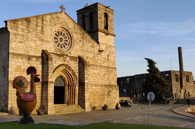 Barcelos: Half Day Private Tour from Porto - Campo da República: churches, the fairground, and Minho Thursday life