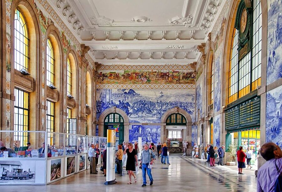 Best of Porto Guided Tour: Cruise & Wine Tasting - São Bento Station and Sé Cathedral, viewpoints that make the day click