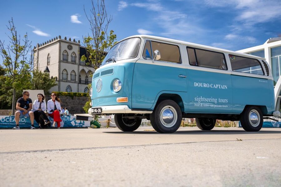 Best views to Porto from Gaia. VW Kombi tour with cocktail - Serra do Pilar viewpoint: the Porto skyline postcard opener