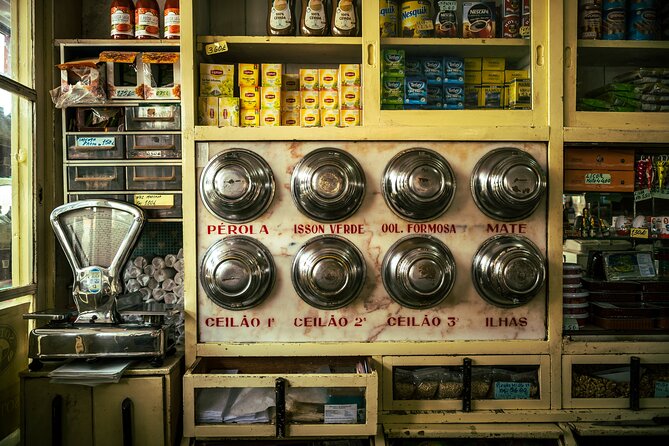 Beyond the Barrel: From Decadent to Down-home in the Heart of Porto - Quick hits worth your appetite