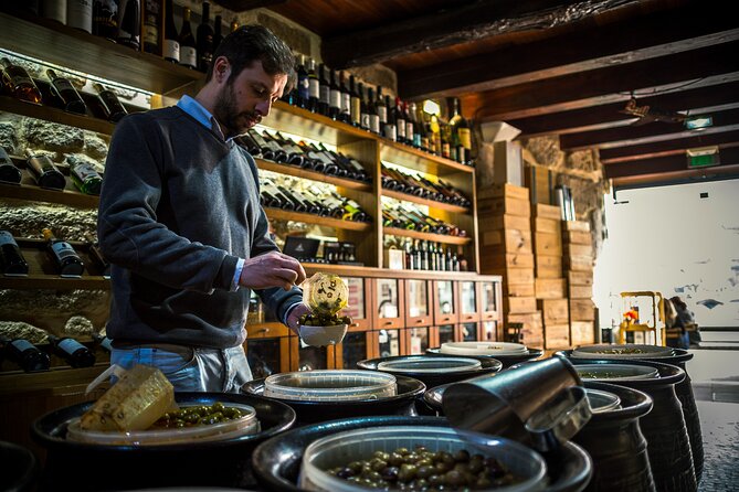 Beyond the Barrel: From Decadent to Down-home in the Heart of Porto - São Bento station: migration history, fruit, and a local taverna