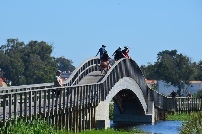 Bike or E-Bike Tour of Porto and Atlantic Coast - Capela do Senhor da Pedra: A Free Landmark Break