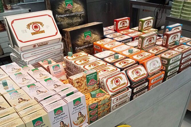 Bolhão Market Guided Food Tour - Mercado do Bolhão Tastings: Petiscos You Actually Understand