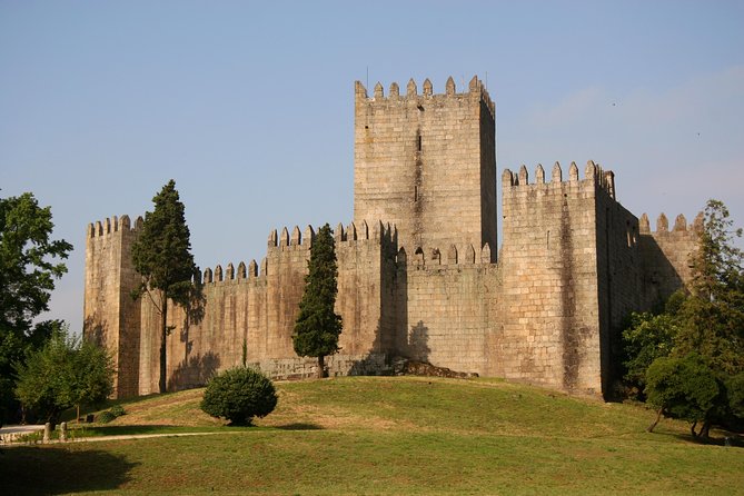 Braga and Guimarães Full Day Private Tour from Porto - The walk to Braga: time to switch gears