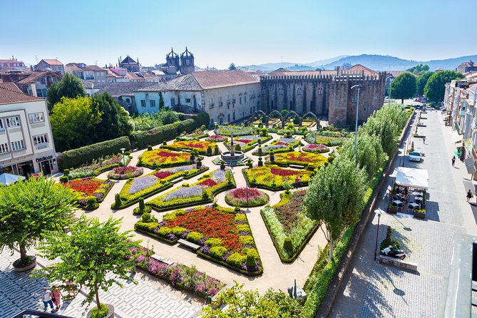 Braga and Guimarães Full Day Private Tour from Porto - What kind of traveler should book this private day
