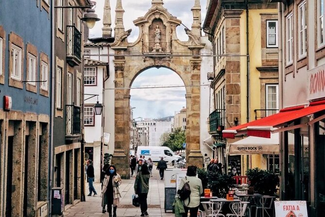 Braga and Guimaraes Private Daytrip From Porto - Who should book this private tour, and who might not love it