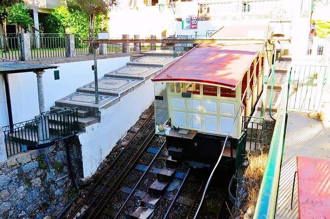 BRAGA E GUIMARÃES Private Historic Tour from Porto - Bom Jesus do Monte: the staircase stop that earns its time