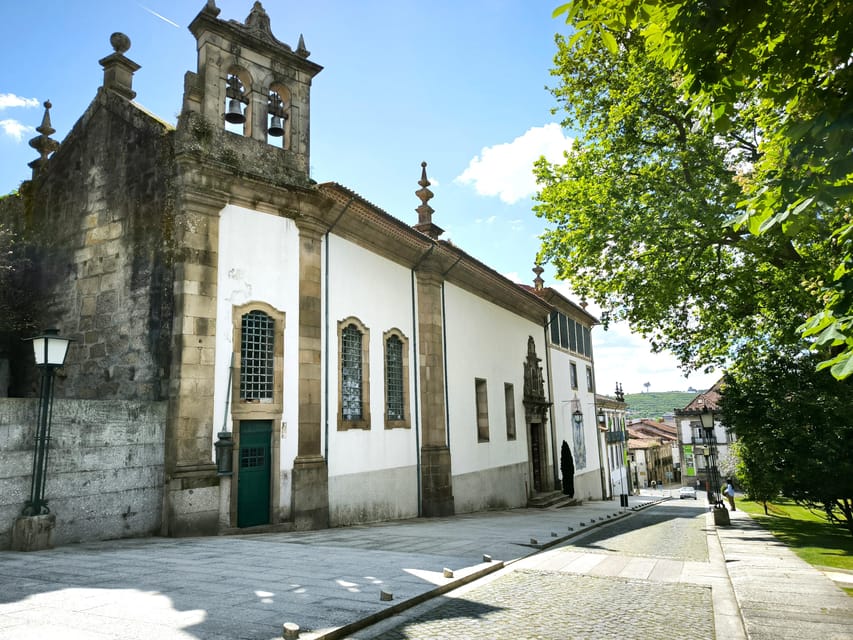 Braga & Guimarães Tour: Small Historical Group Tour - Carmo Convent and Nossa Senhora da Oliveira Church: the details that reward slow steps