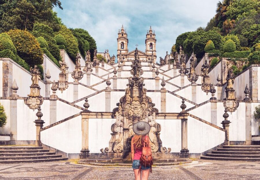 Braga & Guimarães Tour: Small Historical Group Tour - Dukes of Bragança Palace and the power behind the stone
