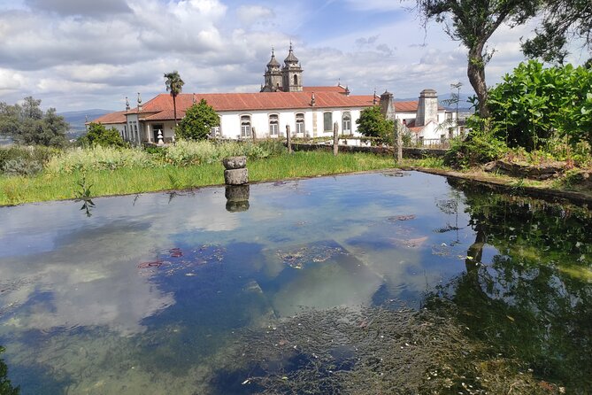 Braga - Roman & Baroque / Full Day - from Porto - Arco da Porta Nova, then Se de Braga: medieval entry and the oldest cathedral feel