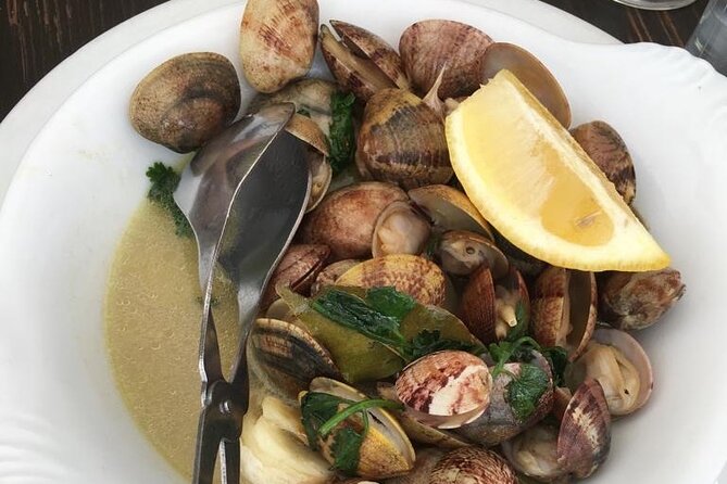 Buy, Cook & Taste-Gastronomic Tour North Portugal - Timing, pickup, and what to expect before the first stop