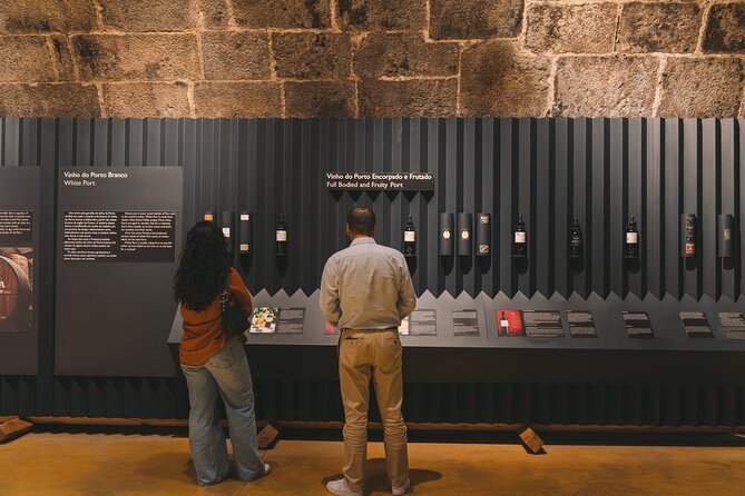 Cellar Tour, Port Wine Tasting & Fado Show at Fonseca - Bin 27 and Siroco: The Tasting That Comes with Fado