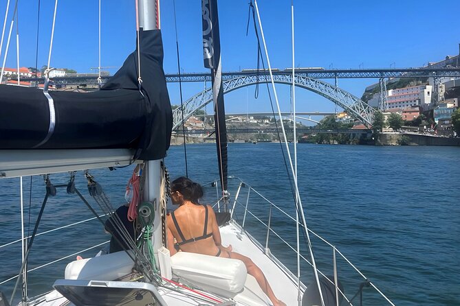 Charming tour of the Douro on a shared sailboat for up to 8 people - The Core Route: Douro River Loop to Ribeira do Porto and Back