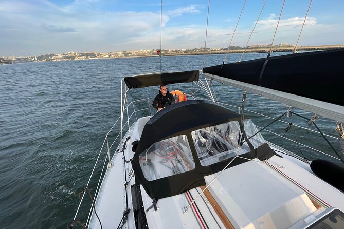 Charming tour of the Douro on a shared sailboat for up to 8 people - Sunset Moments: Why This Sail Works So Well for Celebrations