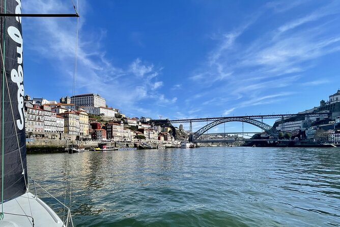 Charming tour of the Douro on a shared sailboat for up to 8 people - On Board Value: Douro Wines and Portuguese Snacks in a Compact 2.5 Hours