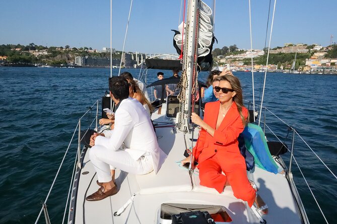 Charming tour of the Douro on an exclusive sailboat for up to 8 people - What the crew does right, based on the most praised experience