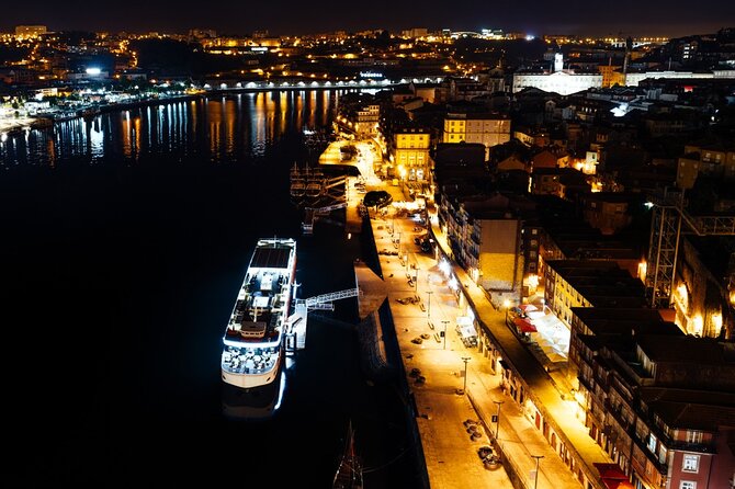Christmas All Inclusive Dinner River Cruise with DJ on Board - Porto and Gaia After Dark, Six Douro Bridges, Plus a DJ Set