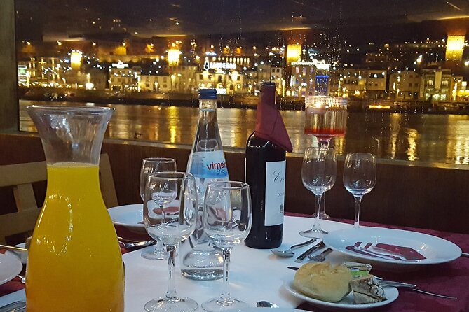 Christmas All Inclusive Dinner River Cruise with DJ on Board - Group Size Up to 300: Expect Busy Moments, Not a Private Yacht