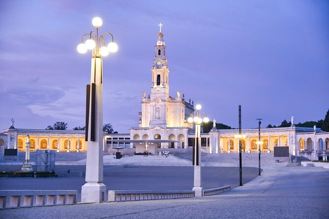 Day of Faith: Visit to the Sanctuary of Fatima - Key highlights that make this Fatima day work