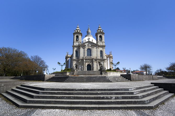 Day Trip Braga and Guimarães from Porto - Guide and group size: when the history clicks