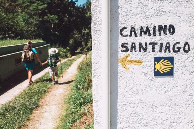 Day Trip from Porto to Santiago de Compostela and Valença - Lunch hour in Galicia: plan for food on your own