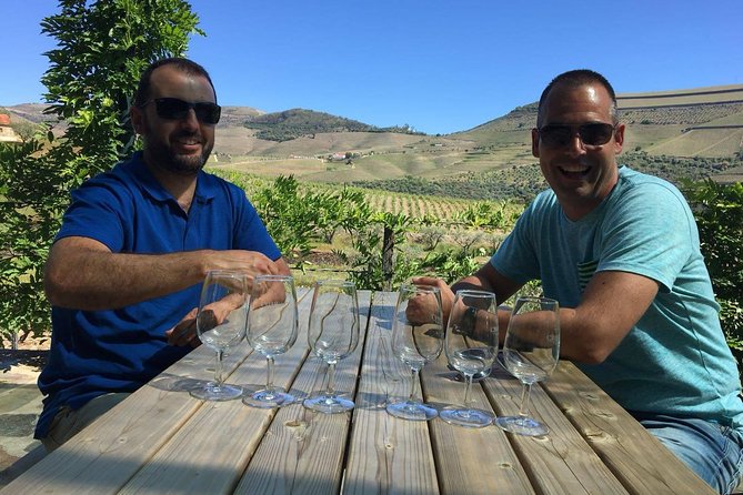 Day Trip Through the Enchanting Douro Valley #DuckSideOfPorto - The Douro River stop near São Leonardo de Galafura: coffee and farmer’s Port
