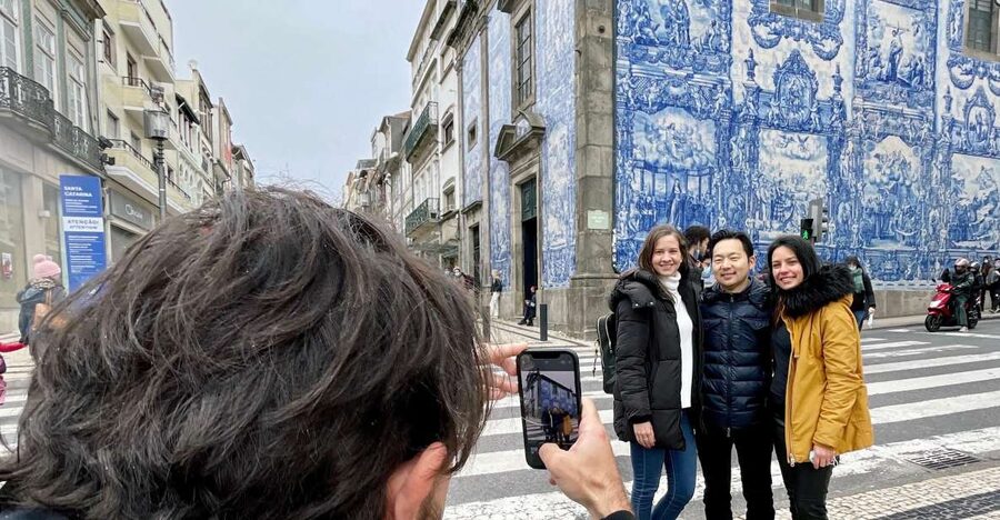 Discover Porto - A Private Walking Tour w/ Authentic Tasting - Key highlights worth your time