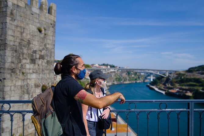 Discover Porto A Private Walking Tour with Authentic Tasting - Ponte Luís I over the Douro, the bridge that ties viewpoints together