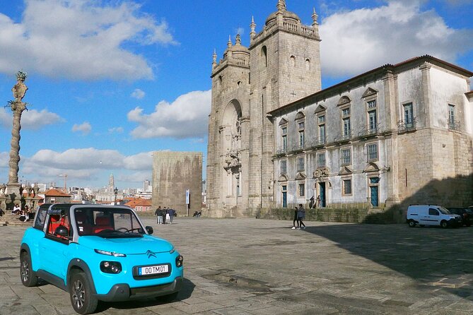Discovering Porto in an eco-friendly vehicle - The ride experience: comfort, weather control, and local driving