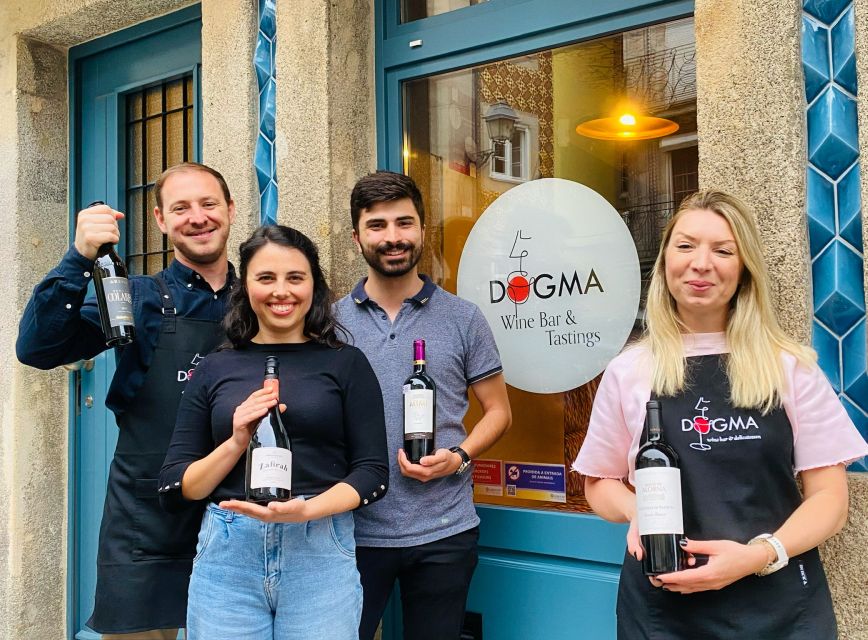 Dogma Wine Tasting - Serious Introduction - 6 wines, 3 whites and 3 reds, built like a Portugal map