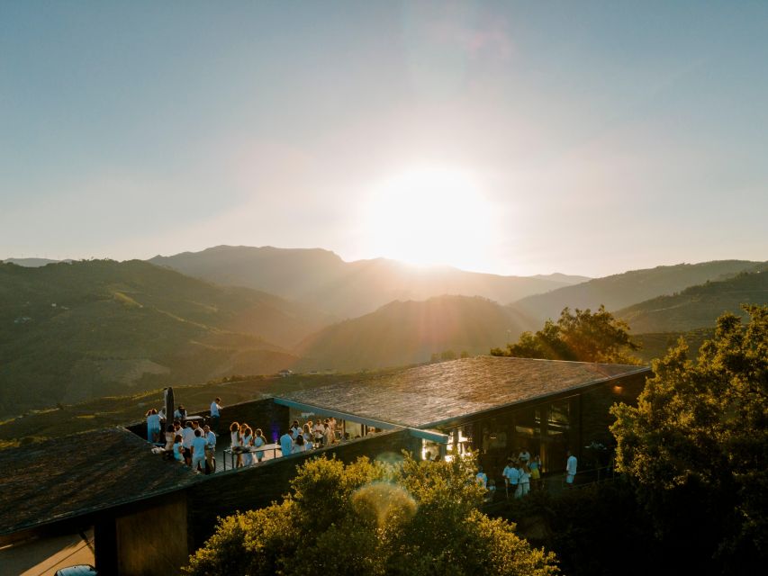 Douro Luxury - Private Cruise Premium Winery and Restaurant - Luxury pickup that actually feels easy
