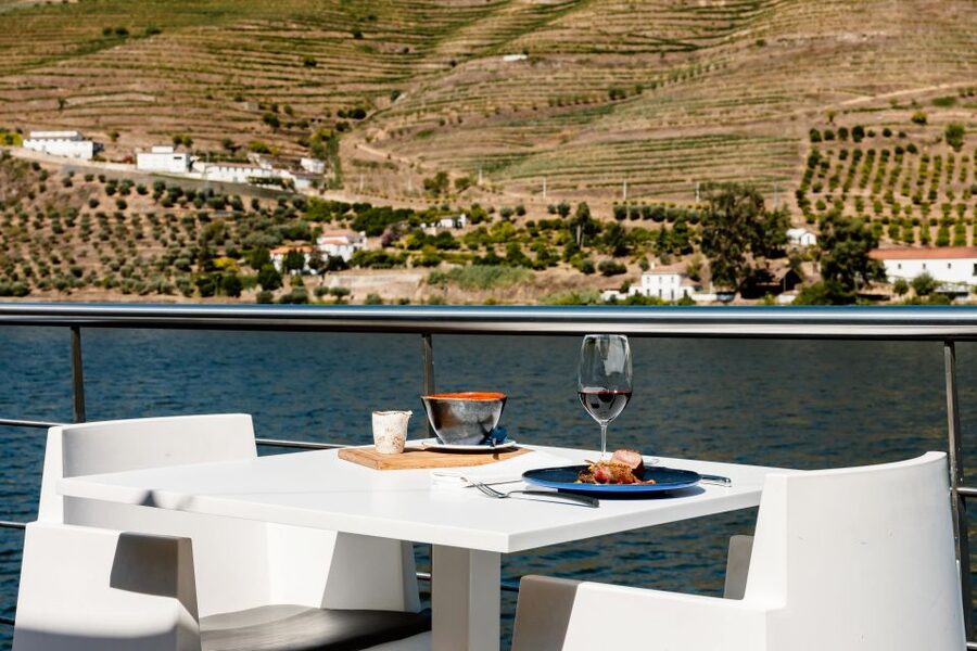 Douro Luxury - Private Cruise Premium Winery and Restaurant - Price and value, what $235 per person is really buying